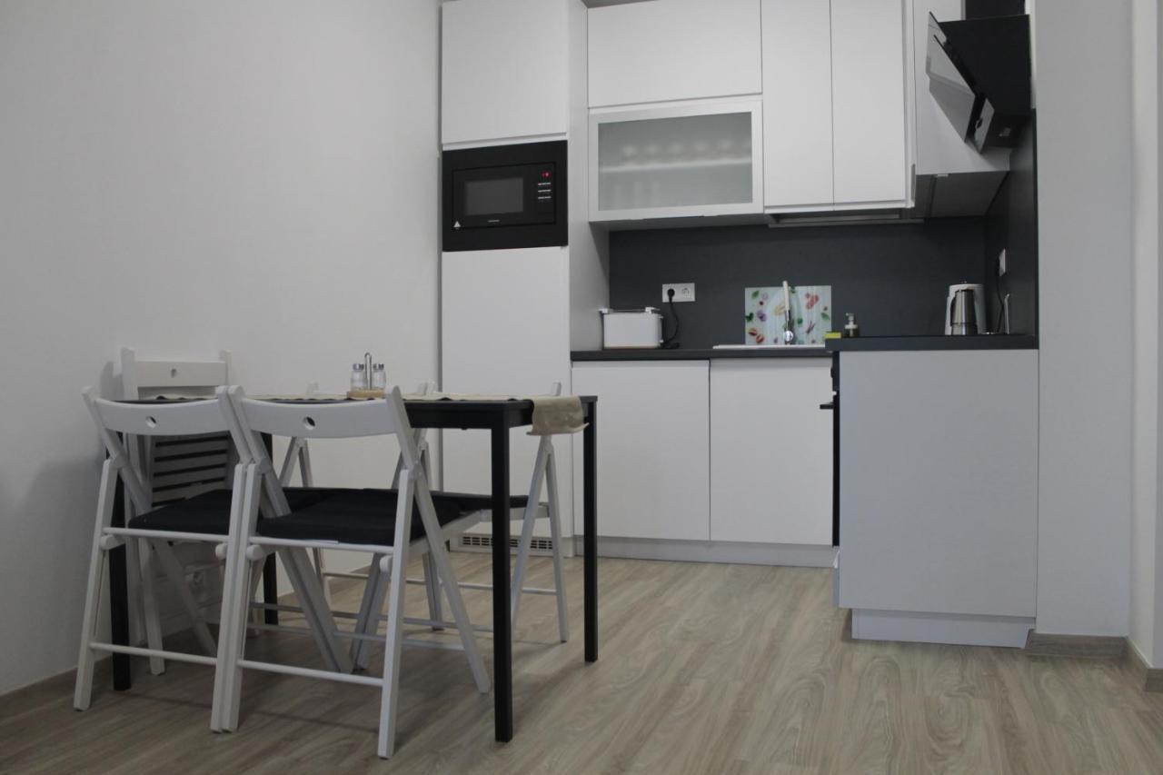 Vizparti Apartman Siófok Eksteriør billede